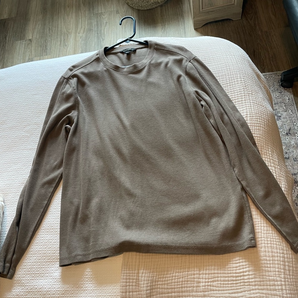 Banana Republic Tan Crewneck Sweater Classic Knit